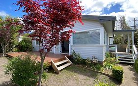 Cheerful Mountain Cottage, 'Lynette'